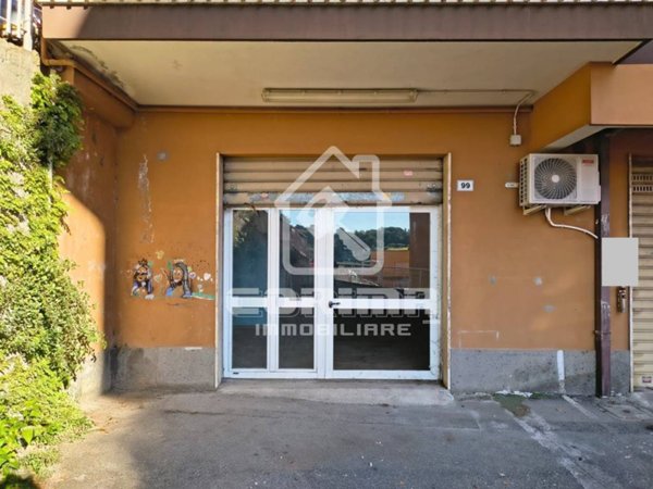 negozio in vendita a Velletri