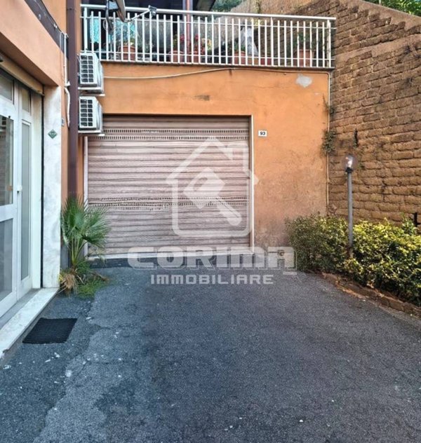 negozio in vendita a Velletri