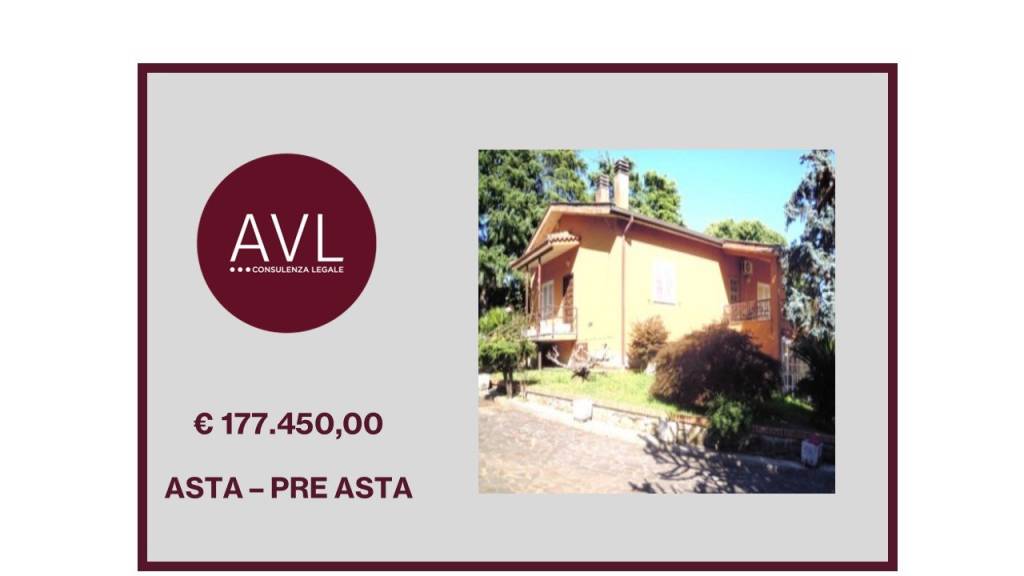 casa indipendente in vendita a Velletri