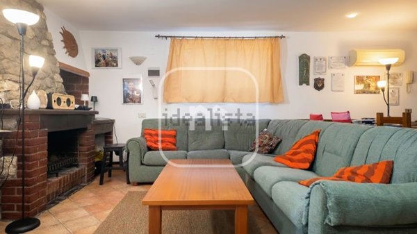 casa indipendente in vendita a Velletri