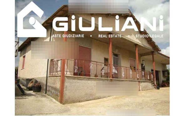 casa indipendente in vendita a Velletri