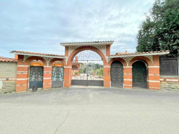 casa indipendente in vendita a Velletri