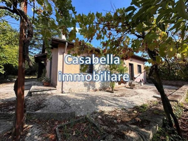 casa indipendente in vendita a Velletri