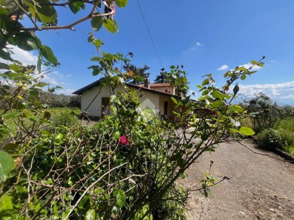 casa indipendente in vendita a Velletri