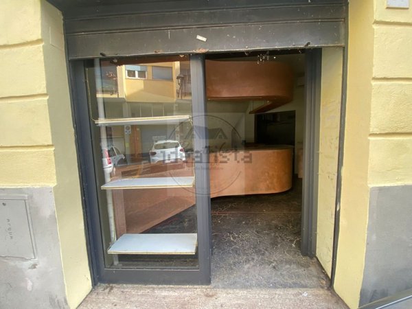 ufficio in vendita a Velletri