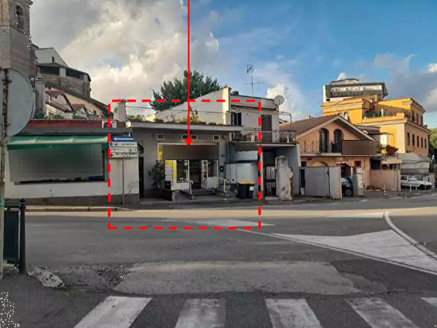 negozio in vendita a Velletri