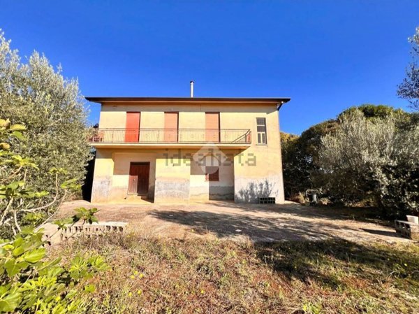 casa indipendente in vendita a Velletri