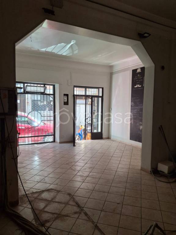 negozio in vendita a Velletri