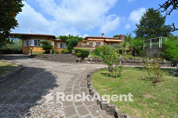 casa indipendente in vendita a Velletri