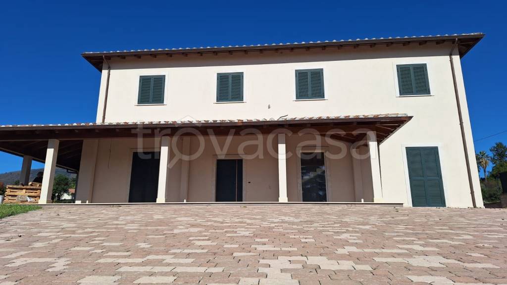 casa indipendente in vendita a Velletri