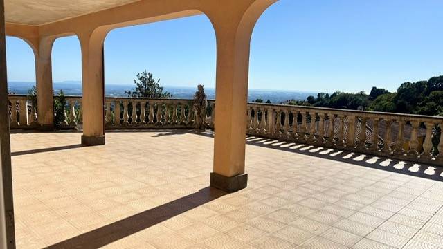 casa indipendente in vendita a Velletri