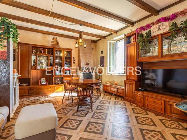 casa indipendente in vendita a Velletri