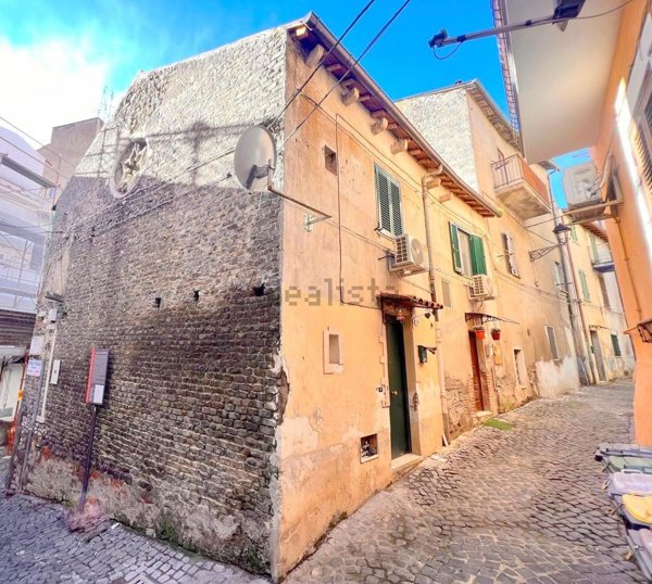 appartamento in vendita a Velletri