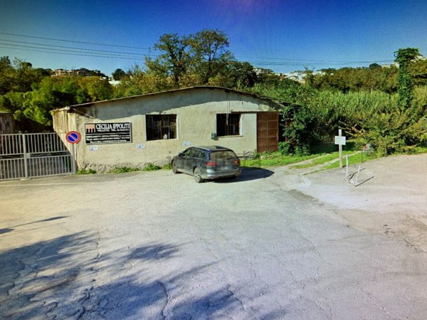 capannone in vendita a Velletri