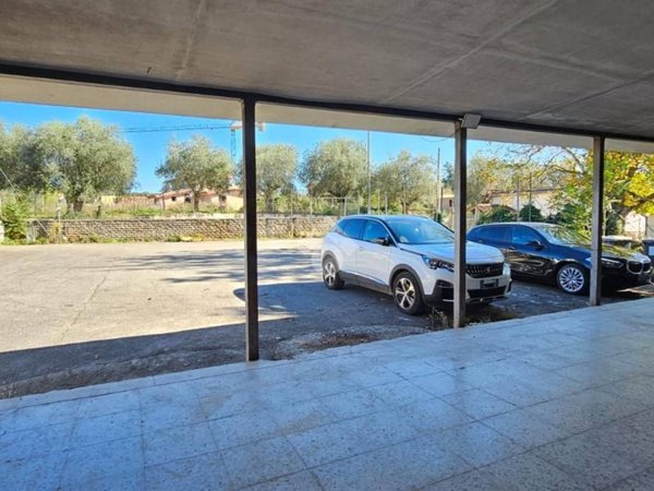 ufficio in vendita a Velletri