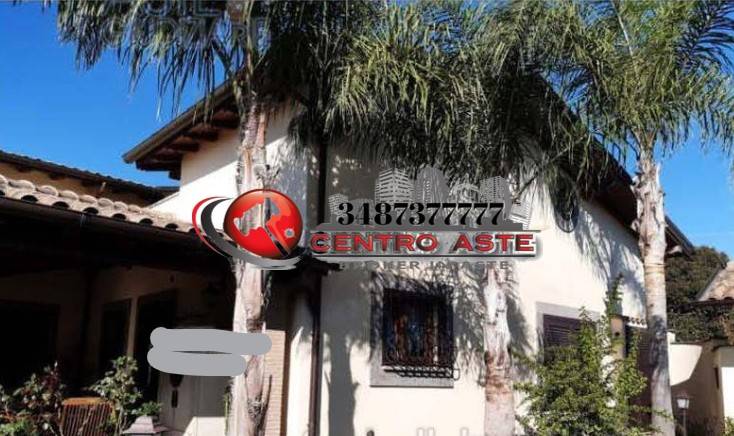 casa indipendente in vendita a Velletri