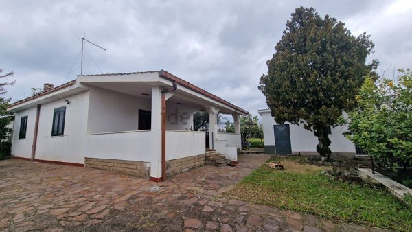 casa indipendente in vendita a Velletri