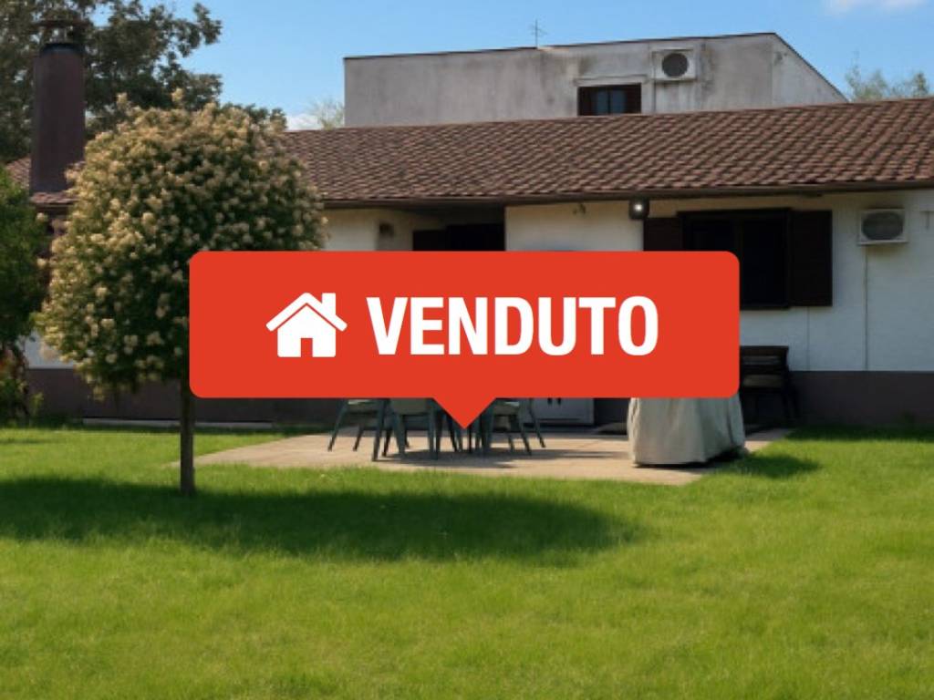casa indipendente in vendita a Velletri