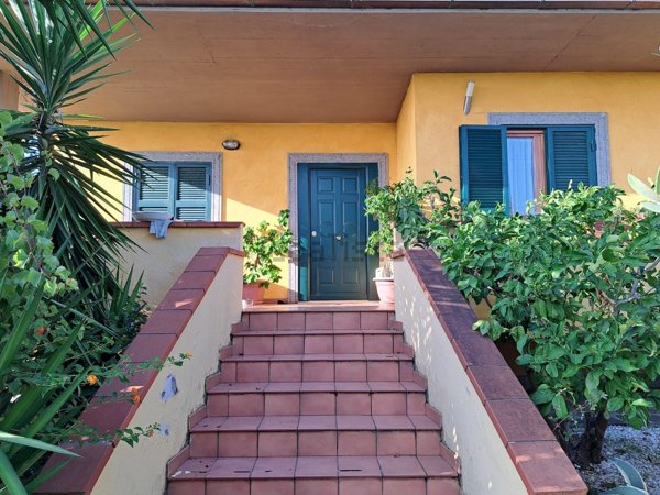 casa indipendente in vendita a Velletri