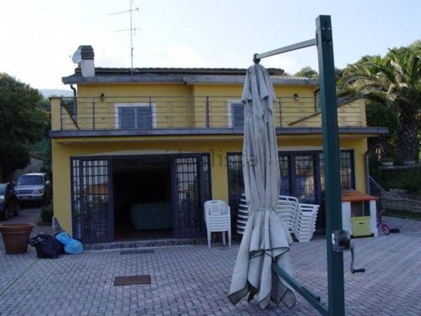 casa indipendente in vendita a Velletri