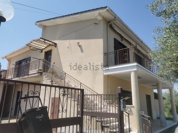 casa indipendente in vendita a Velletri