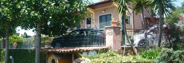 casa indipendente in vendita a Velletri
