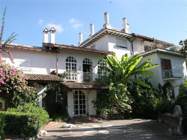 casa indipendente in vendita a Velletri