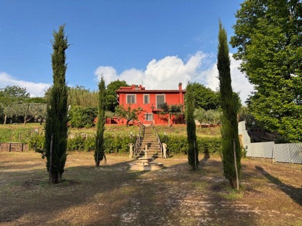 casa indipendente in vendita a Velletri