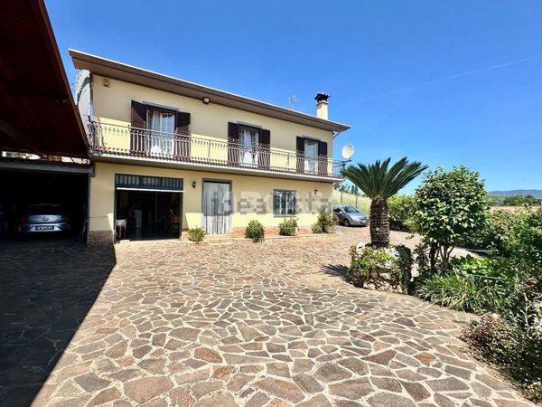 casa indipendente in vendita a Velletri