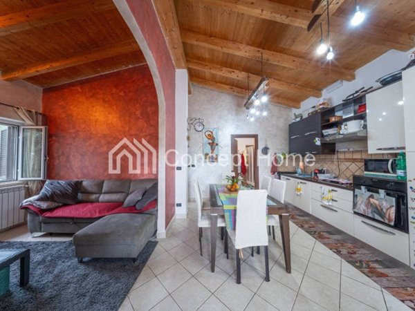 casa indipendente in vendita a Velletri