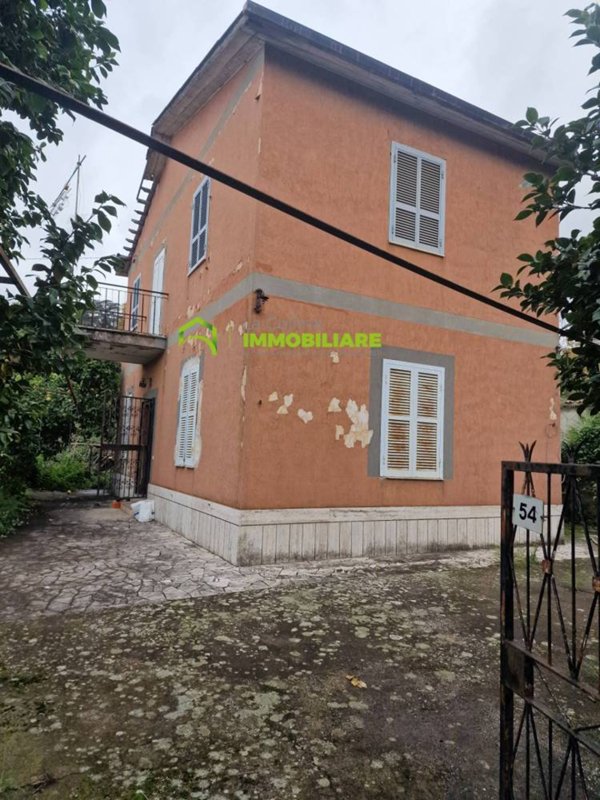 casa indipendente in vendita a Velletri
