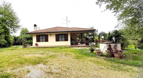 casa indipendente in vendita a Velletri