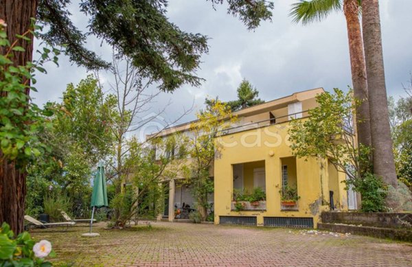 casa indipendente in vendita a Velletri