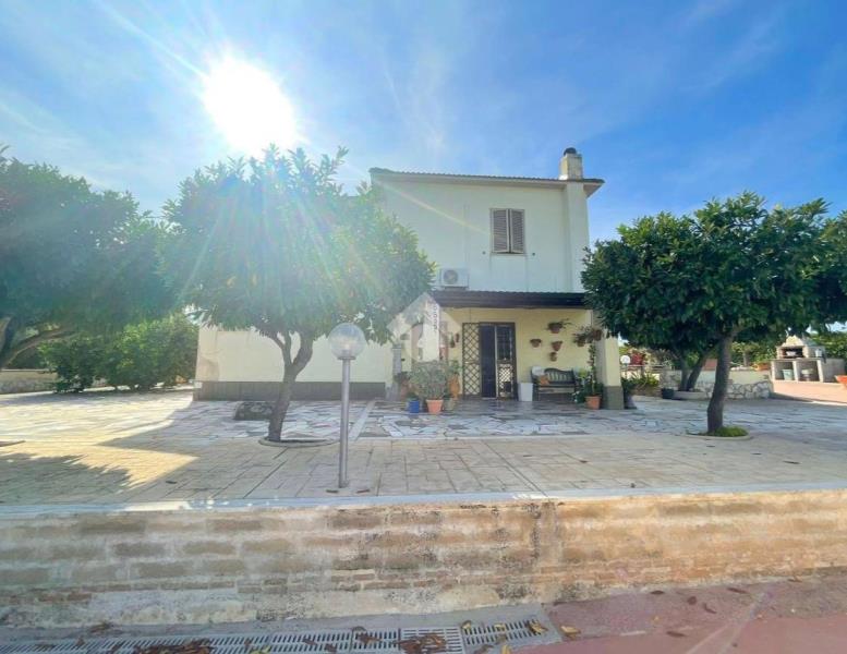 casa indipendente in vendita a Velletri