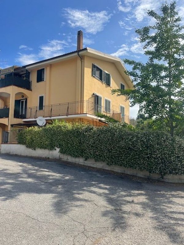 appartamento in vendita a Velletri