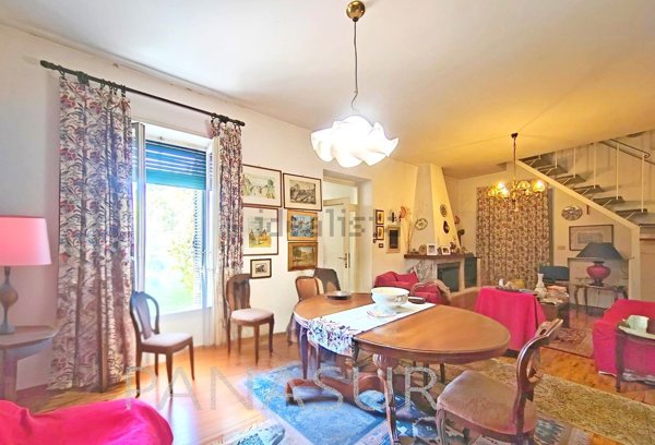 casa indipendente in vendita a Velletri