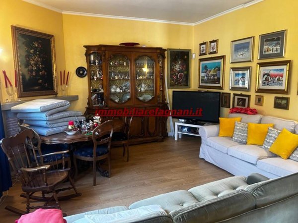 casa indipendente in vendita a Velletri