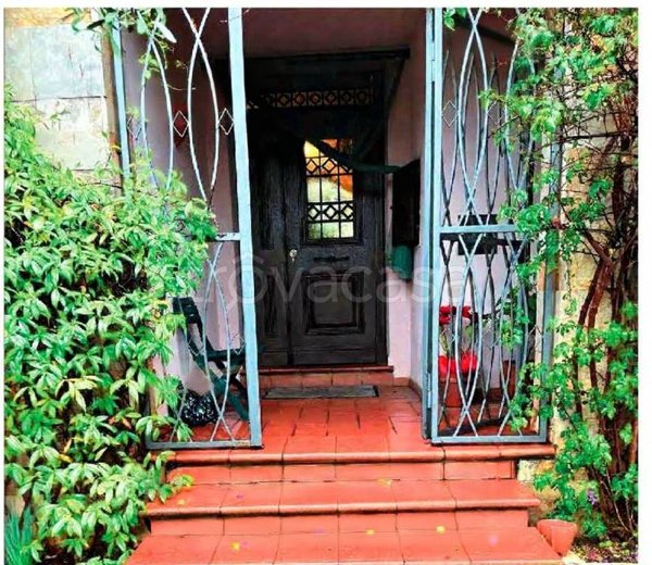 casa indipendente in vendita a Velletri