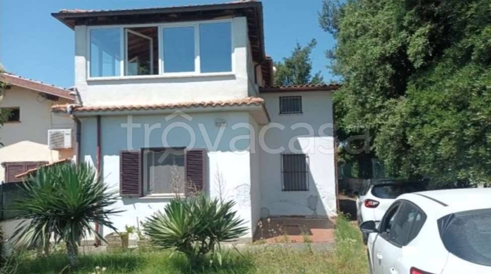 casa indipendente in vendita a Velletri