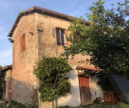 casa indipendente in vendita a Velletri