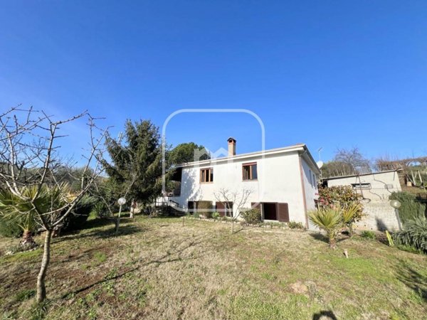 casa indipendente in vendita a Velletri