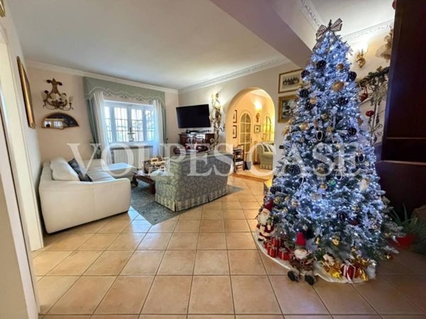 casa indipendente in vendita a Velletri