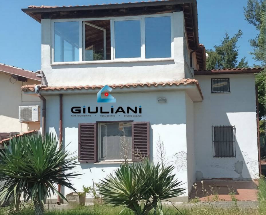 casa indipendente in vendita a Velletri