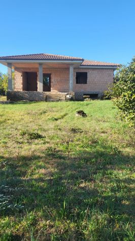 casa indipendente in vendita a Velletri