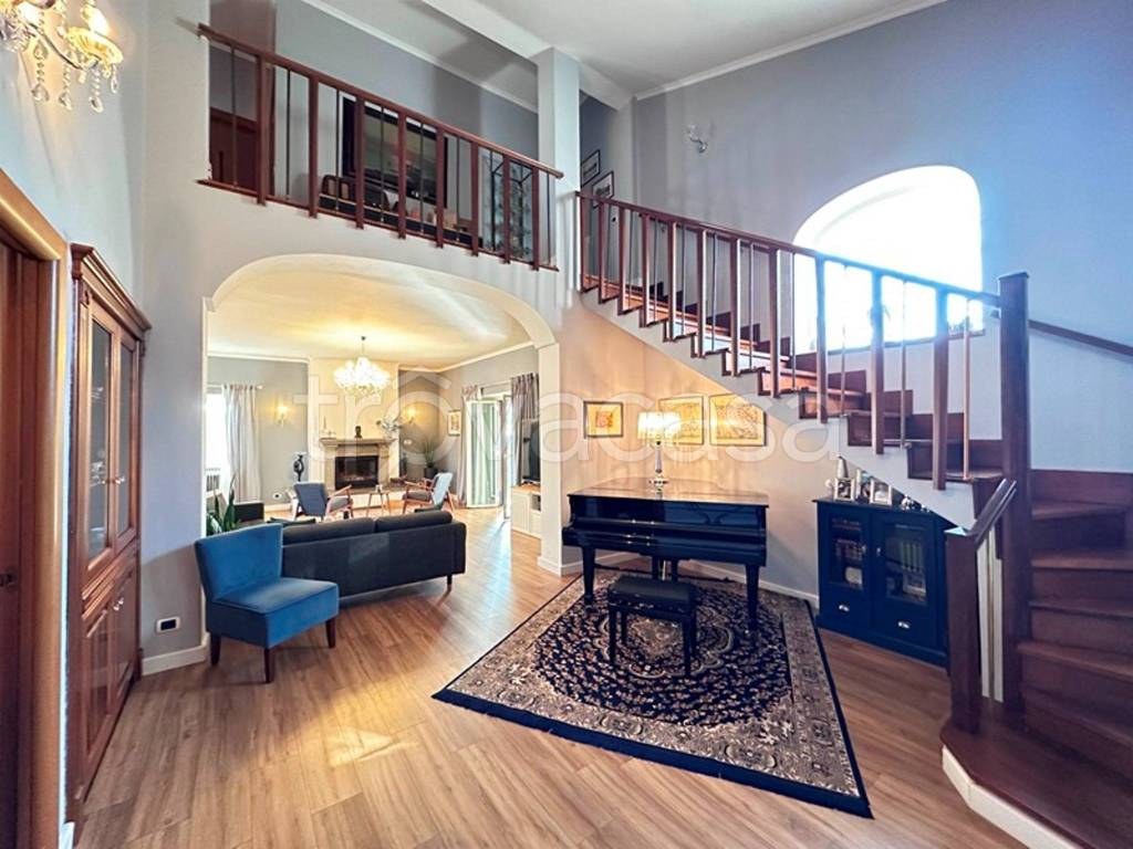 casa indipendente in vendita a Velletri