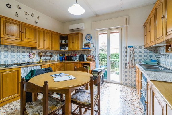 casa indipendente in vendita a Velletri