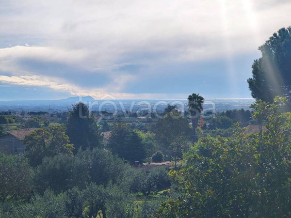 casa indipendente in vendita a Velletri