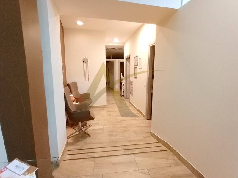 negozio in vendita a Velletri