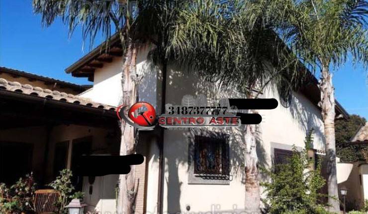 casa indipendente in vendita a Velletri