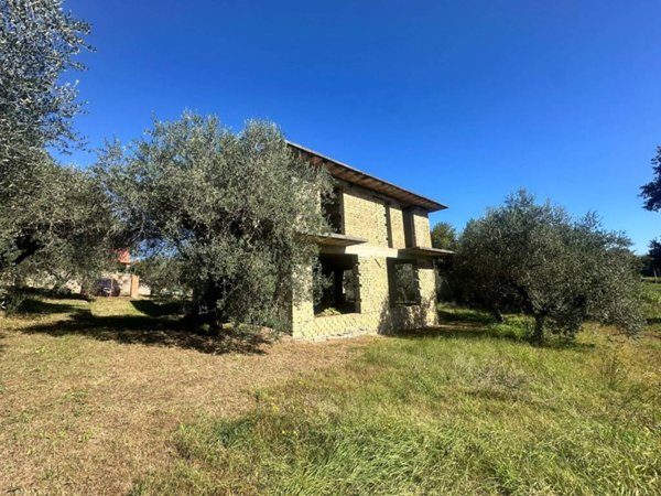 intera palazzina in vendita a Velletri